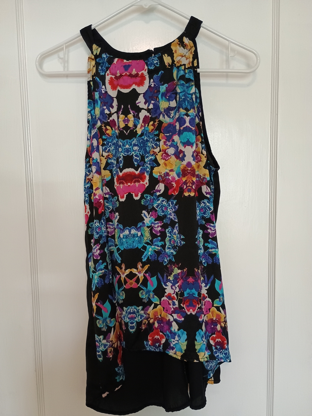 Nicole Miller Colorful Abstract Floral Sleeveless Blouse Black L